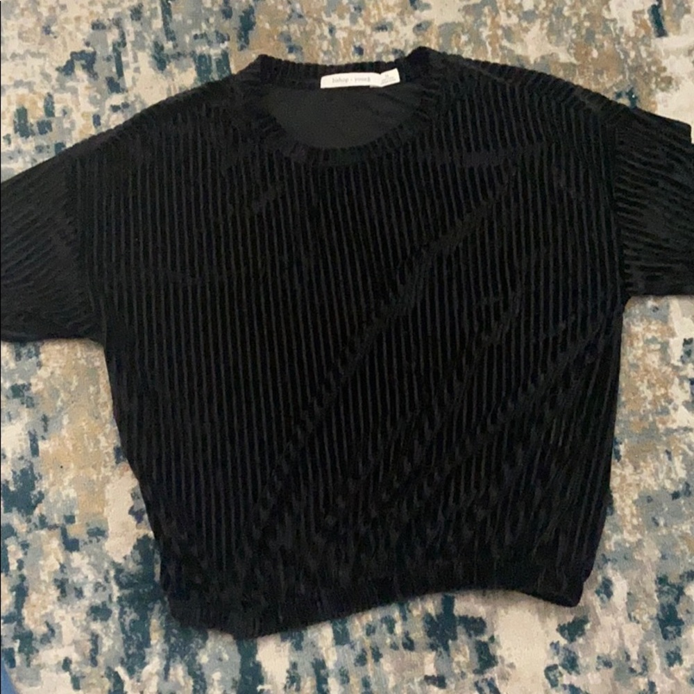 Cropped tee